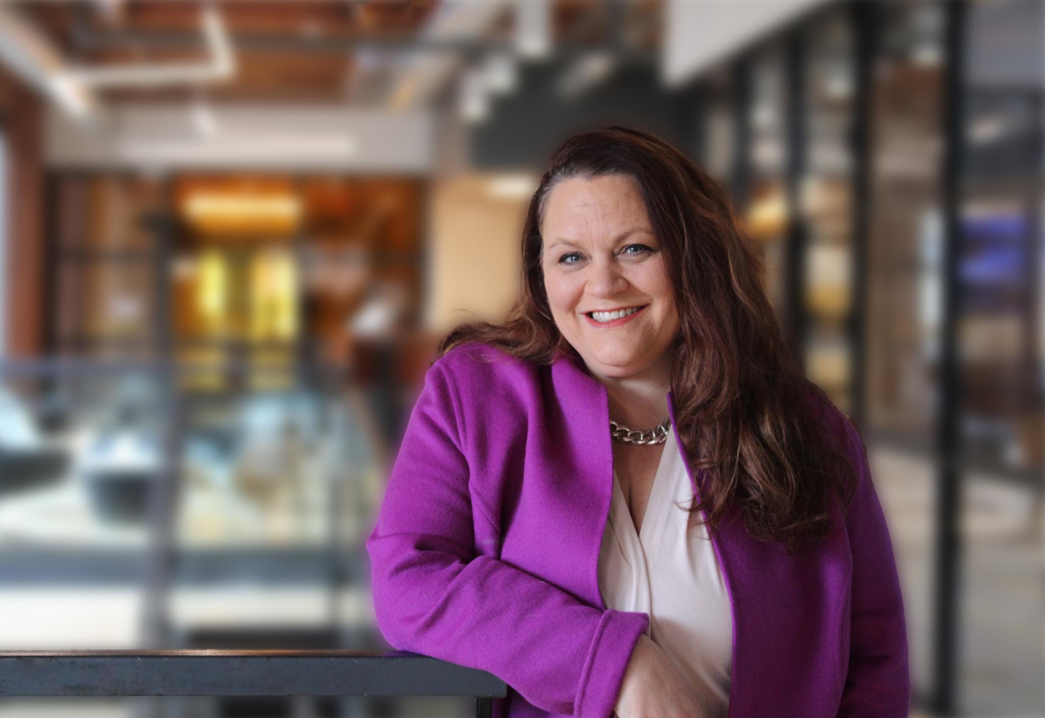 Jill Schroeder Headshot