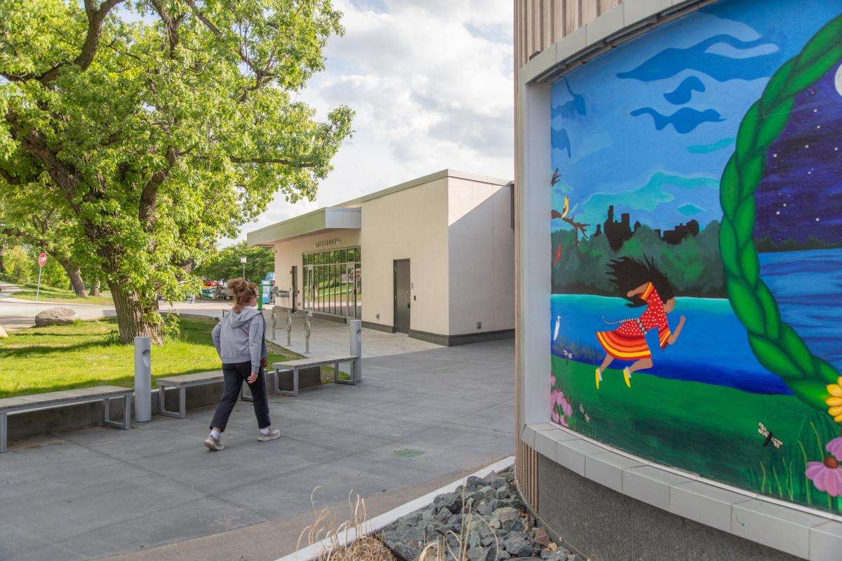 Bde Maka Ska Mural