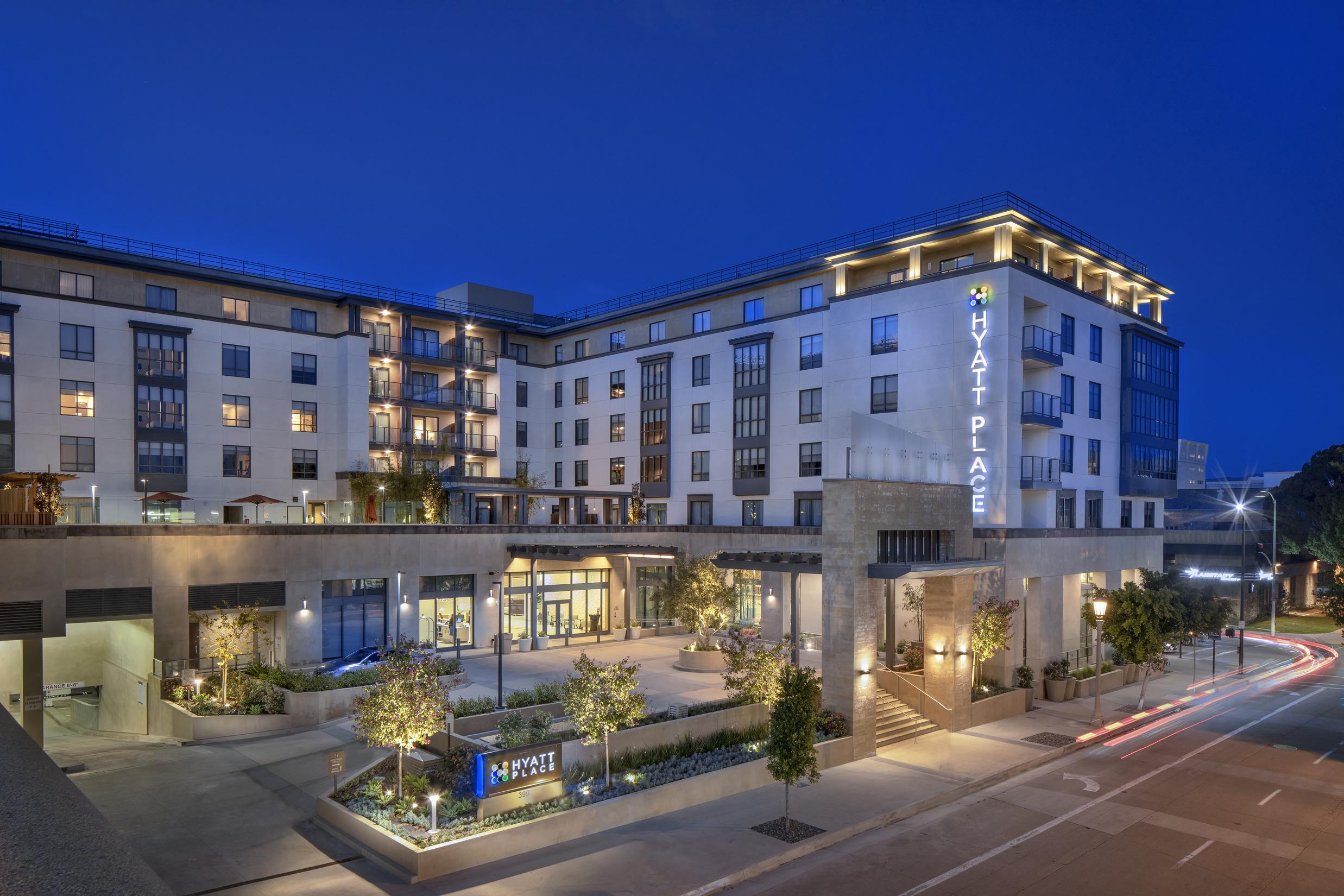 Entry to hotel