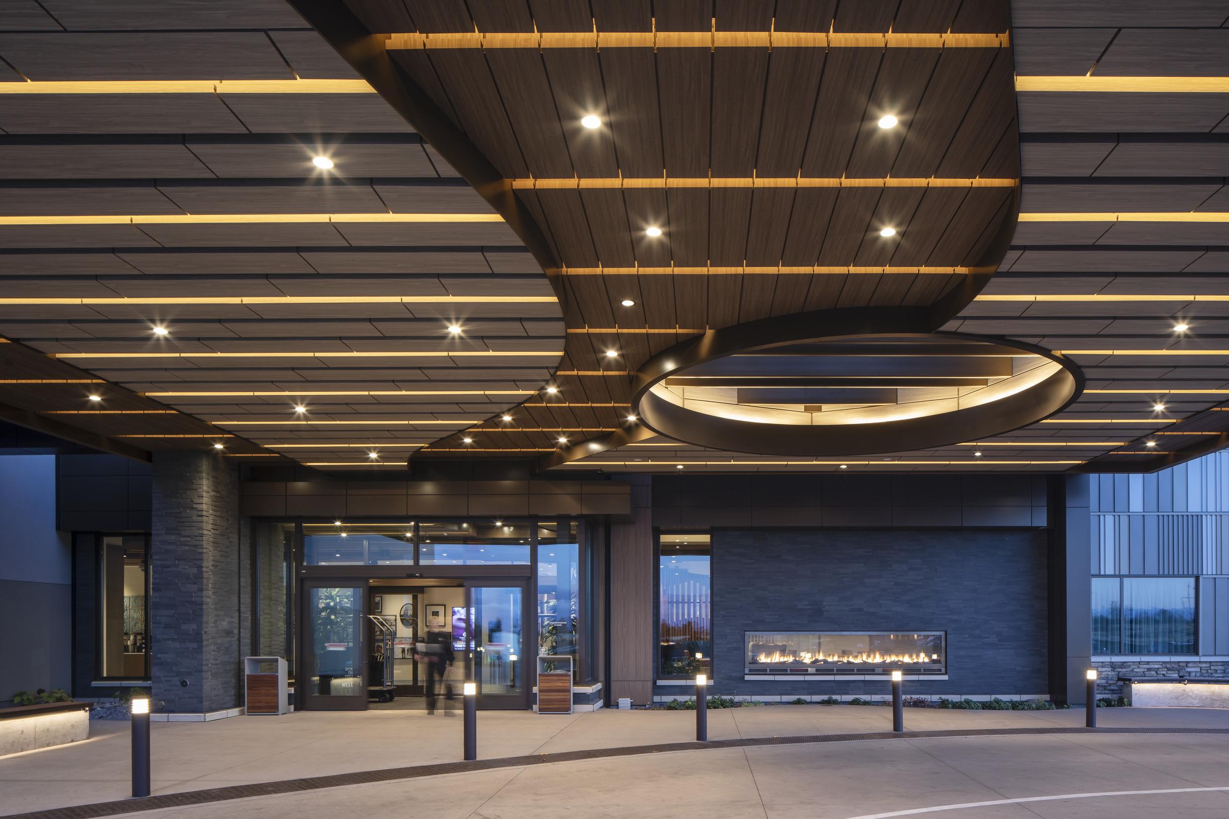 Spokane Hotel porte cochere