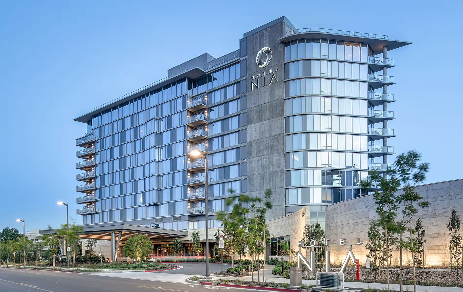 180604 hotel nia mccartan ch  38