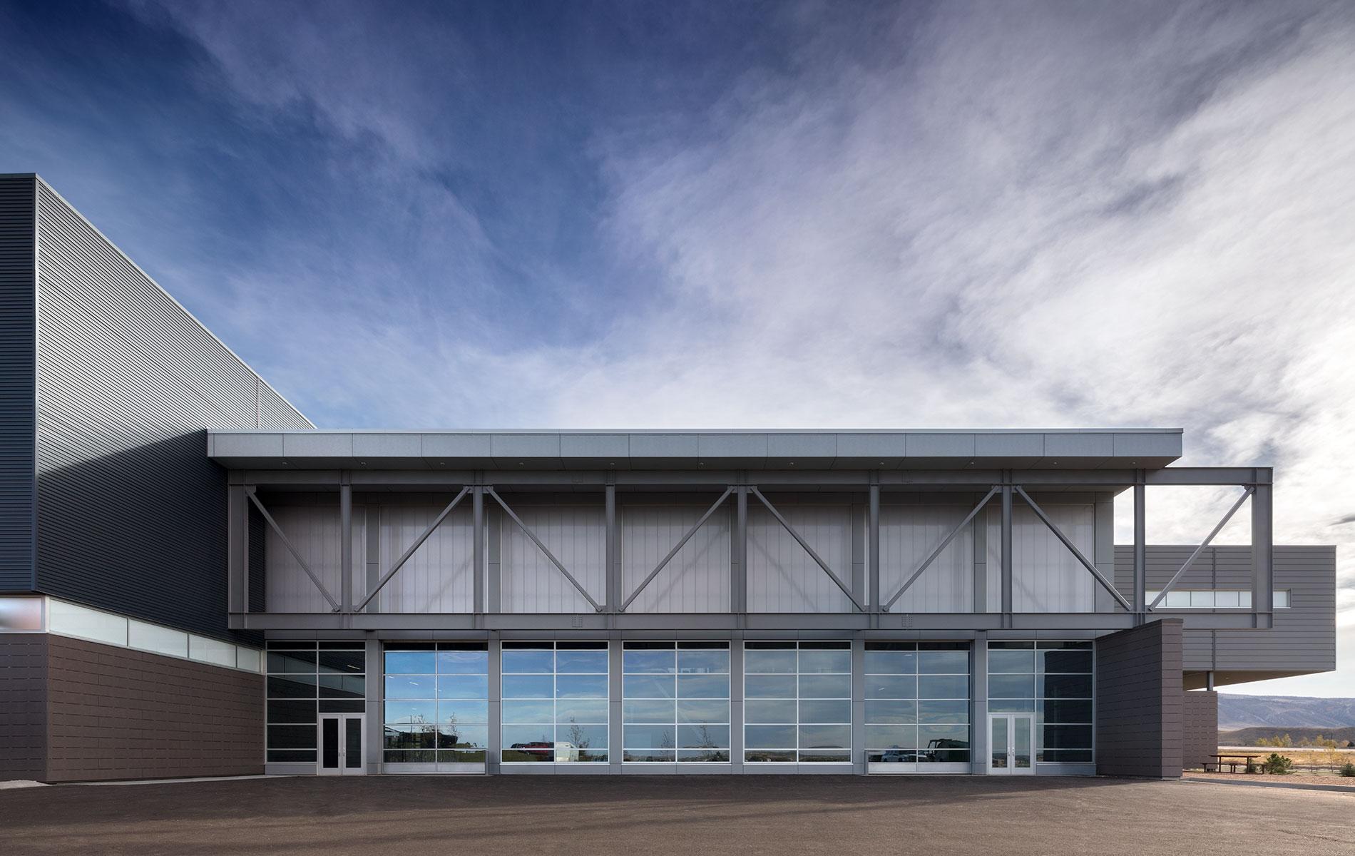 Natrona Exterior