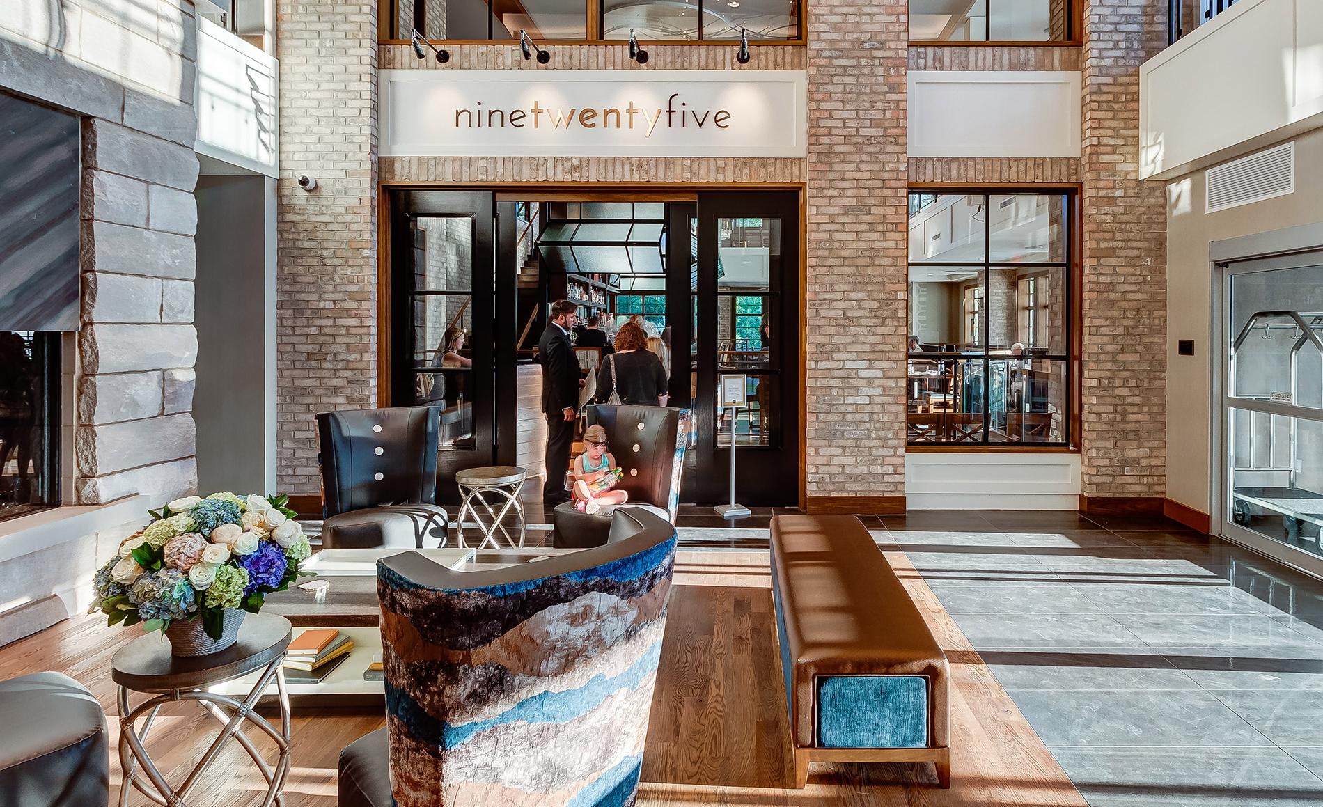 Hotel Landing Lobby Interior