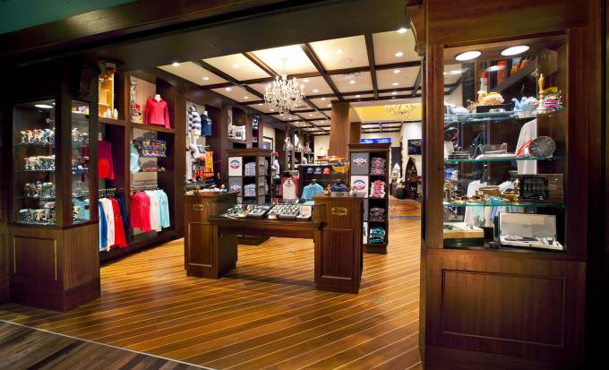 The Boatique at The BOATHOUSE Interior retail entrance