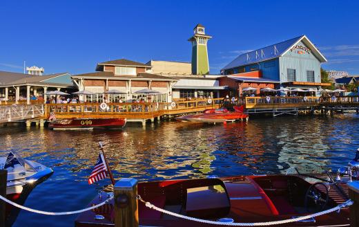 Boathouse disney 11